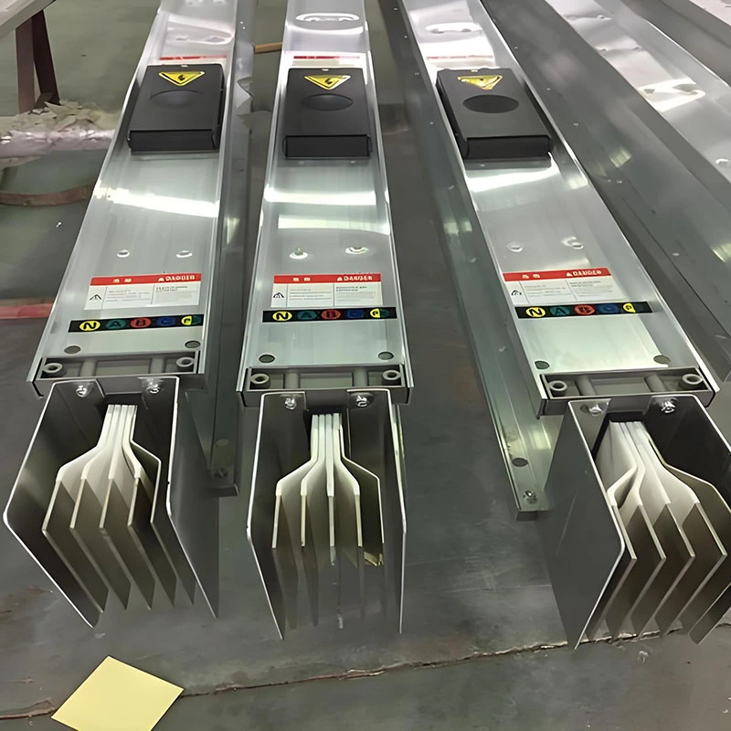 Via de ônibus fechada de baixa corrente