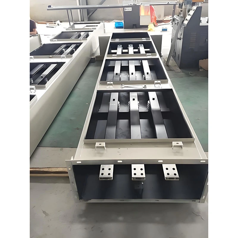 Duto de barramento de alta tensão revestido de aço